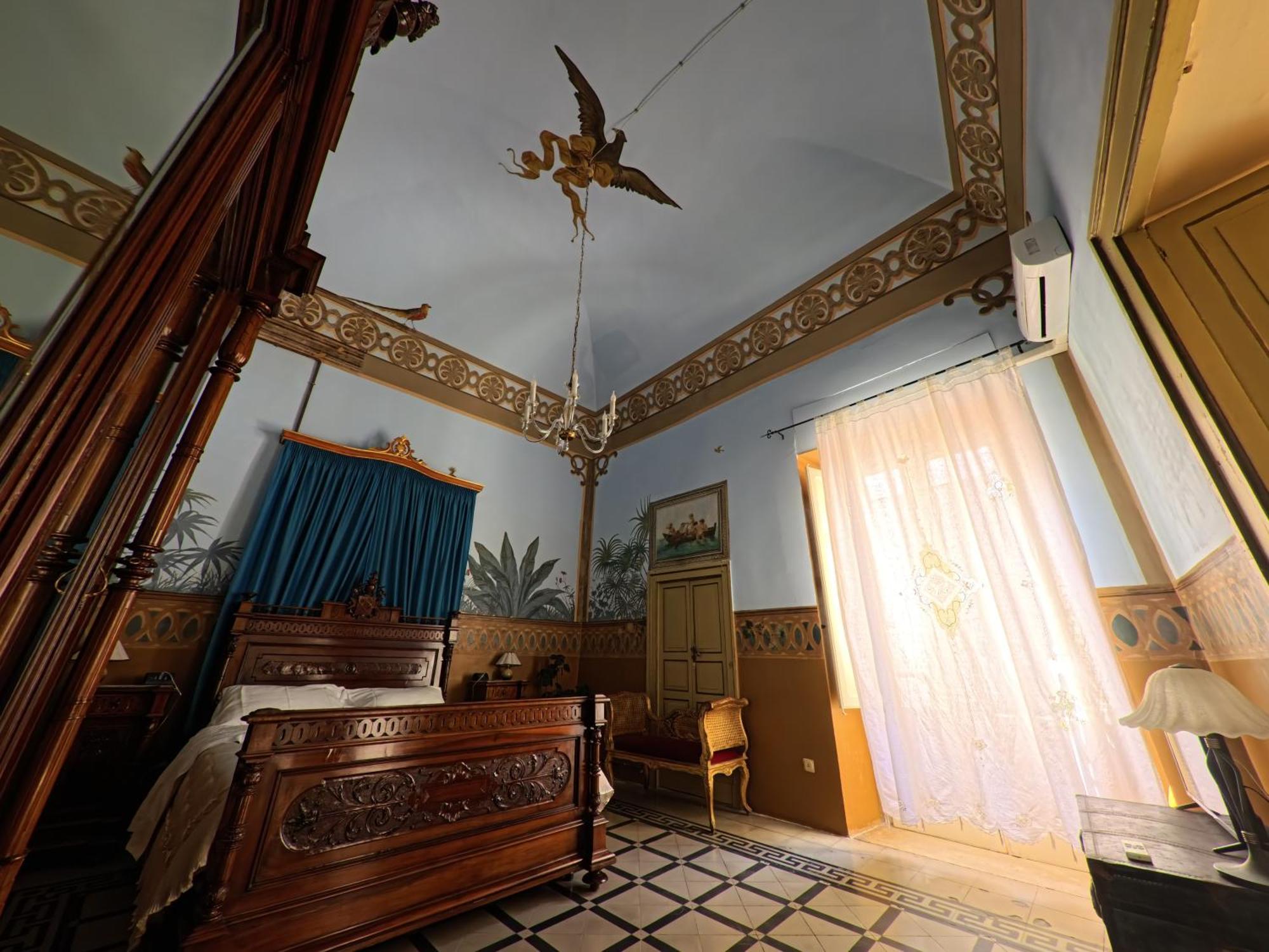 Palazzo Framarino Dei Malatesta - Noble Floor - XIV Century Джовинаццо Экстерьер фото