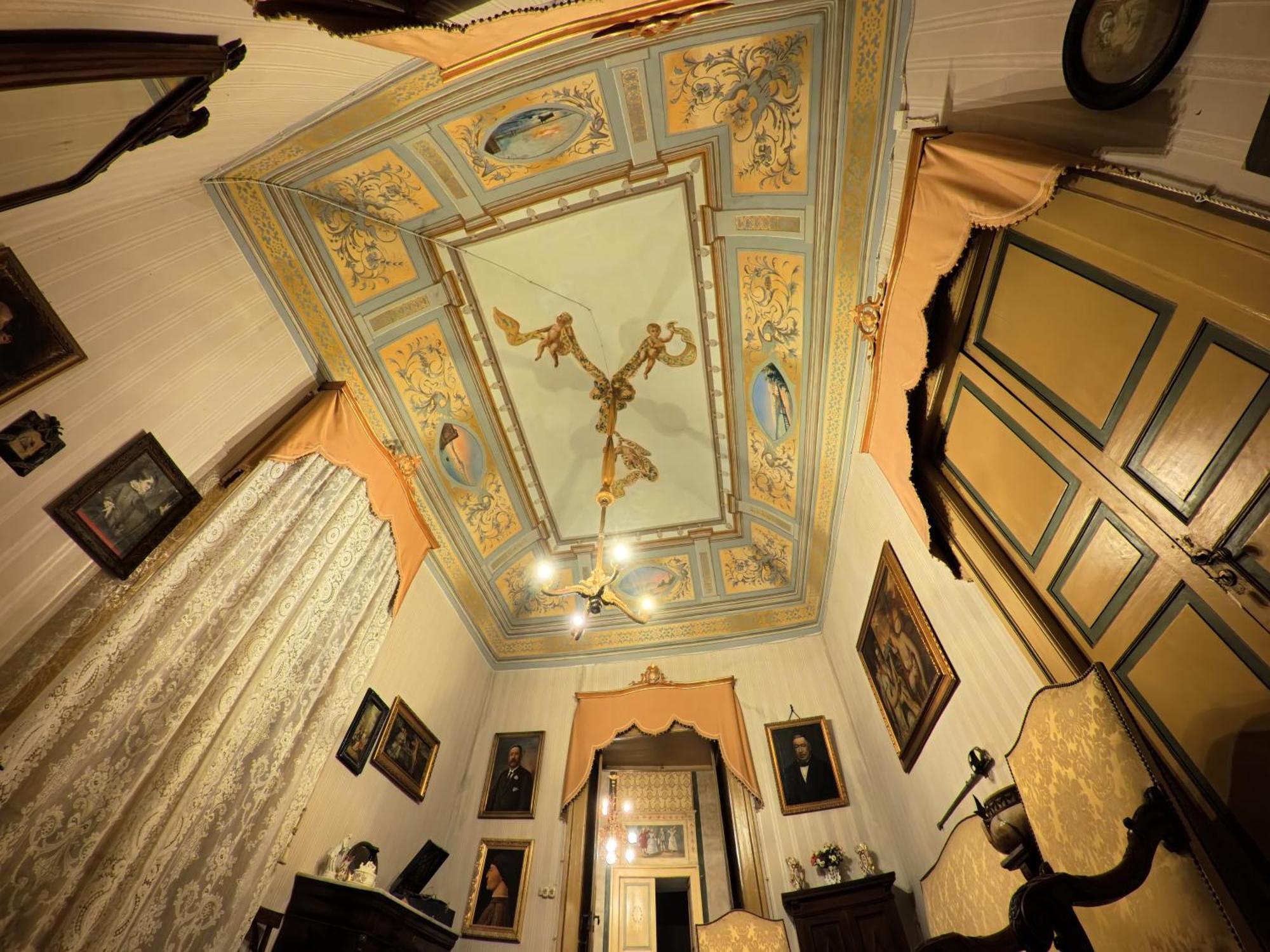 Palazzo Framarino Dei Malatesta - Noble Floor - XIV Century Джовинаццо Экстерьер фото